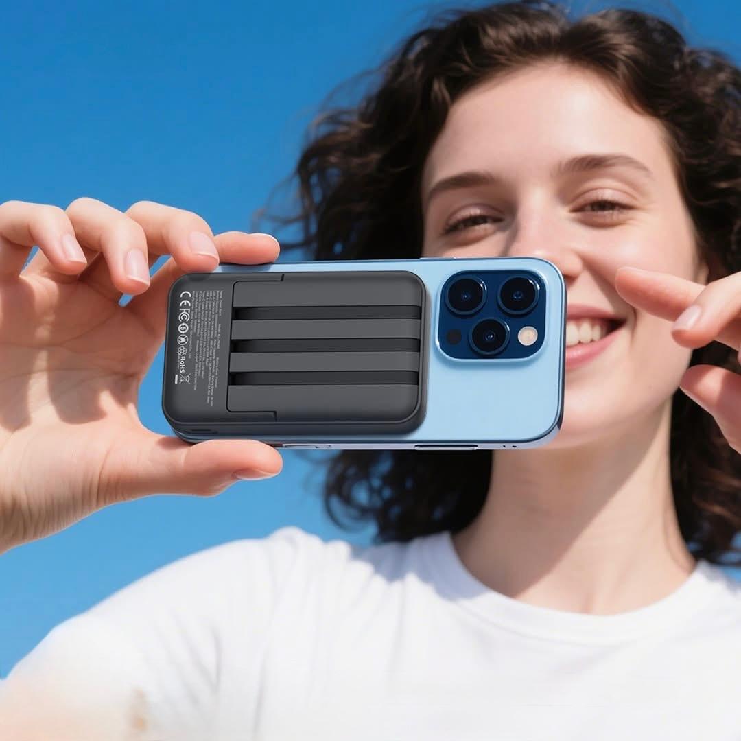 Magnetic Wireless Power Bank 10000mAh with Stand & Built-in Cables
